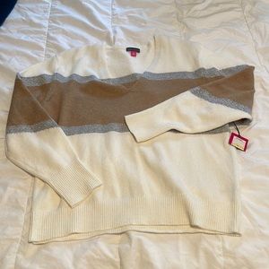 NWT Vince Camuto Sweater